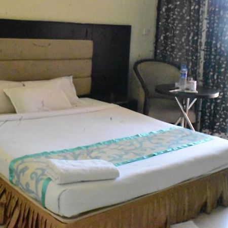 Hotel Coastal Peace à Cox's Bazar Extérieur photo
